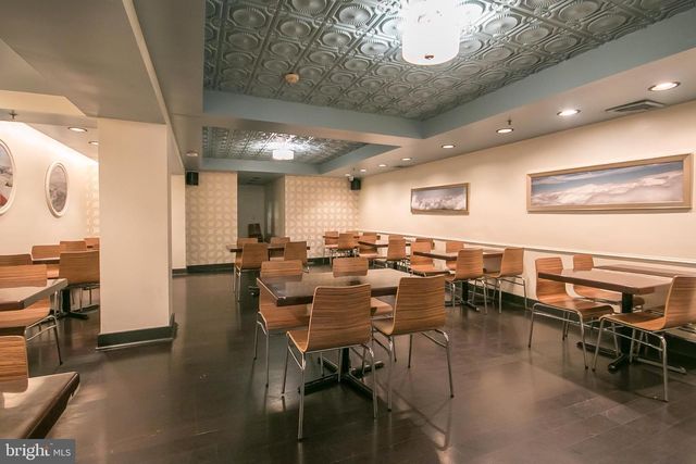 1111 WALNUT ST, Philadelphia, PA 19107