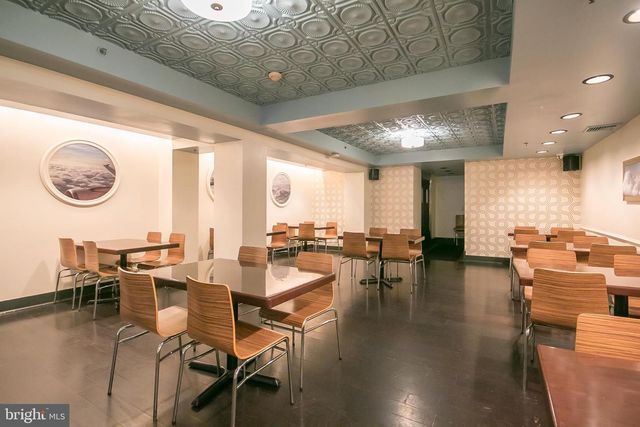 1111 WALNUT ST, Philadelphia, PA 19107