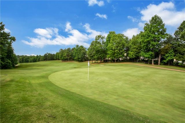 7132 Maple Brook Lane, Flowery Branch, GA 30542