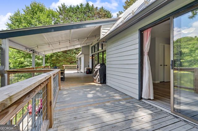 181 Dam Lake Drive, Dillard, GA 30537