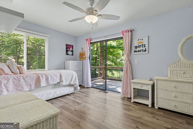 181 Dam Lake Drive, Dillard, GA 30537