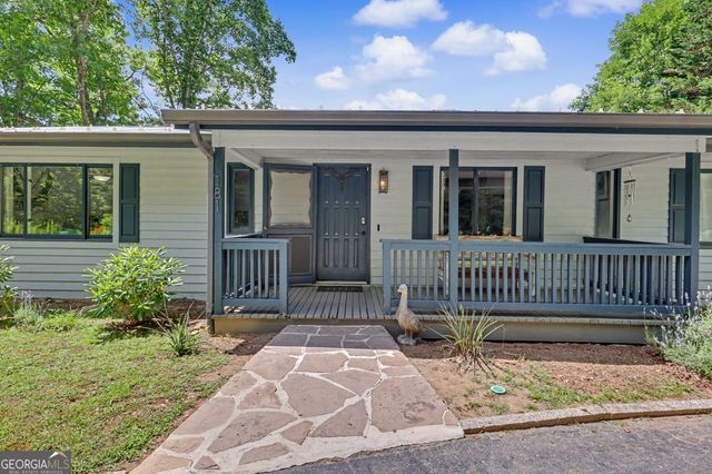 181 Dam Lake Drive, Dillard, GA 30537