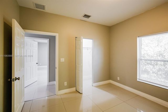 2835 NW 14th St, Fort Lauderdale, FL 33311