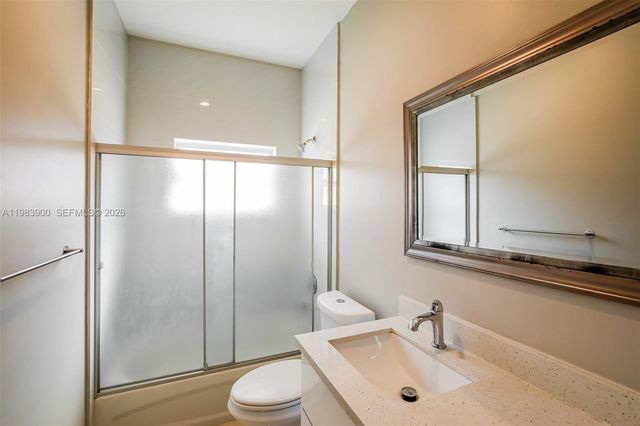 2835 NW 14th St, Fort Lauderdale, FL 33311