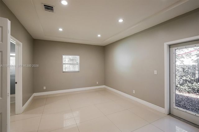 2835 NW 14th St, Fort Lauderdale, FL 33311