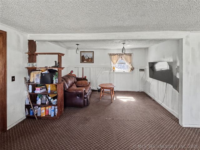 10709 W 660 Road, Hulbert, OK 74441