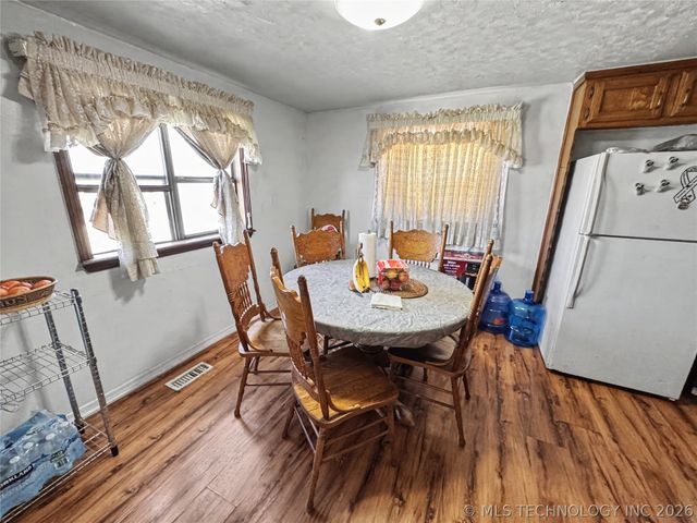 10709 W 660 Road, Hulbert, OK 74441