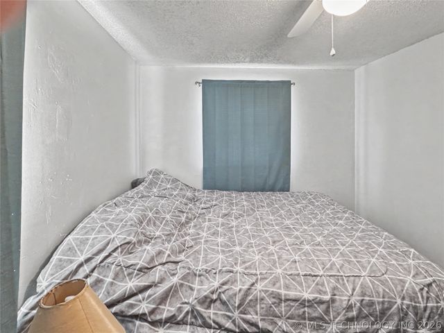 10709 W 660 Road, Hulbert, OK 74441