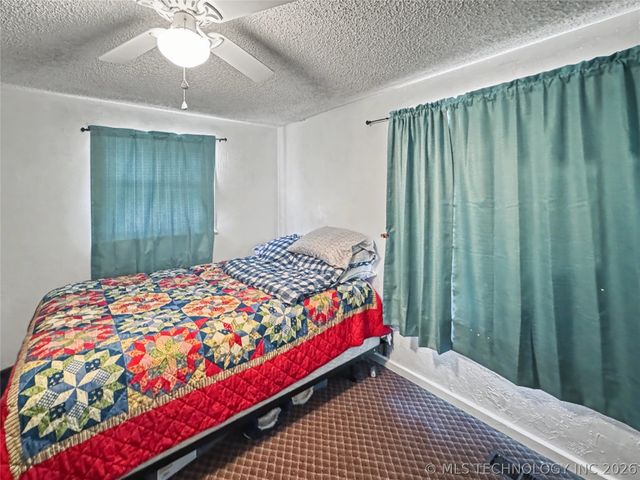 10709 W 660 Road, Hulbert, OK 74441