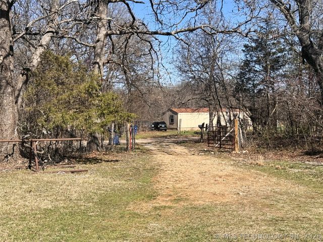 10709 W 660 Road, Hulbert, OK 74441