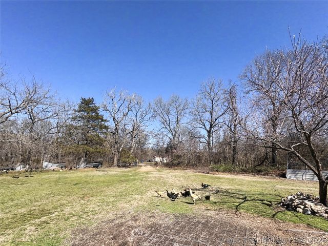 10709 W 660 Road, Hulbert, OK 74441