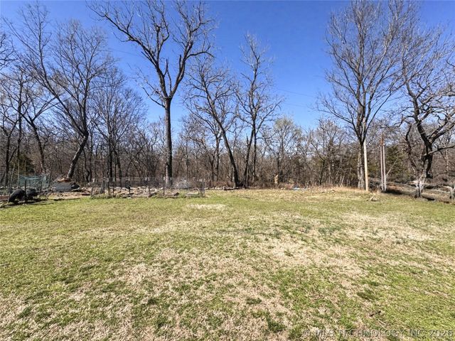 10709 W 660 Road, Hulbert, OK 74441