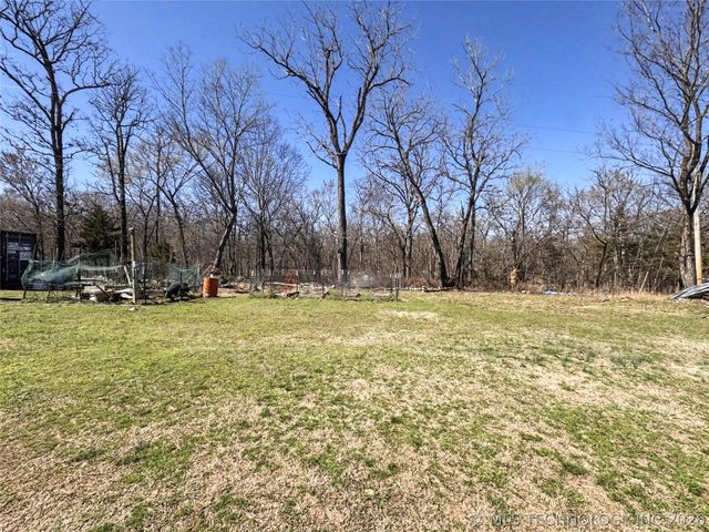 10709 W 660 Road, Hulbert, OK 74441