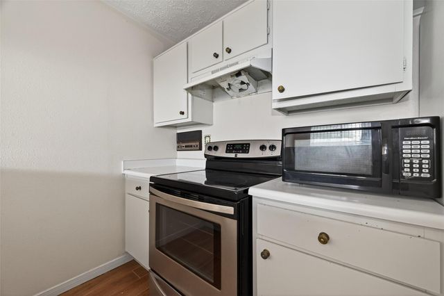 10913 Bexley Drive 913, Houston, TX 77099