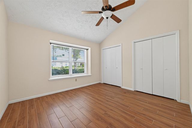 10913 Bexley Drive 913, Houston, TX 77099