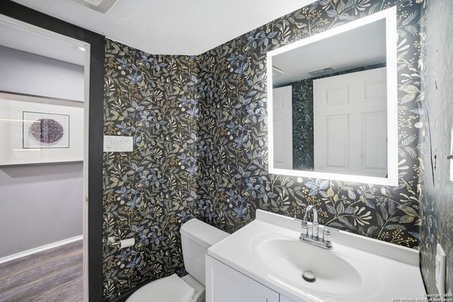 301 Cypressgarden, San Antonio, TX 78245