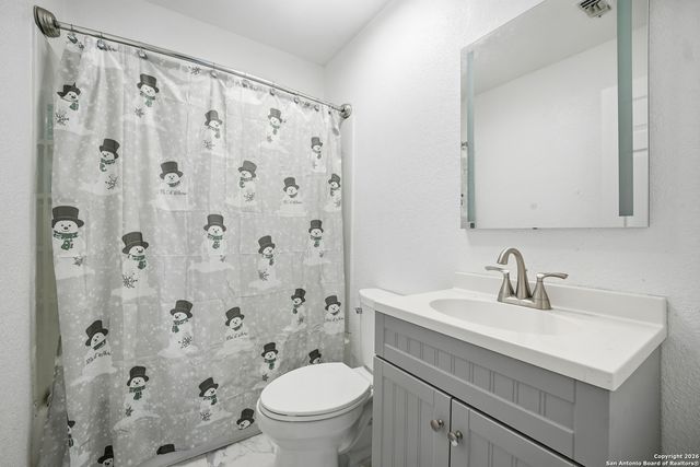301 Cypressgarden, San Antonio, TX 78245