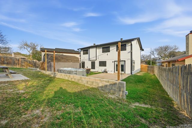 301 Cypressgarden, San Antonio, TX 78245