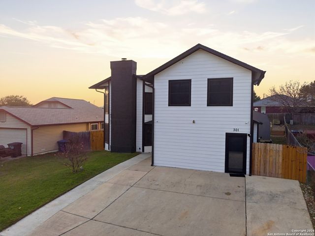301 Cypressgarden, San Antonio, TX 78245