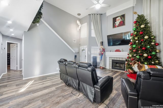 301 Cypressgarden, San Antonio, TX 78245