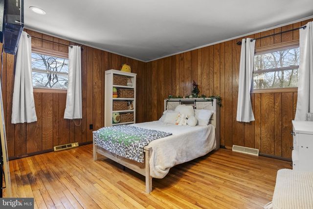 112 WOODLAND AVE, Medford, NJ 08055