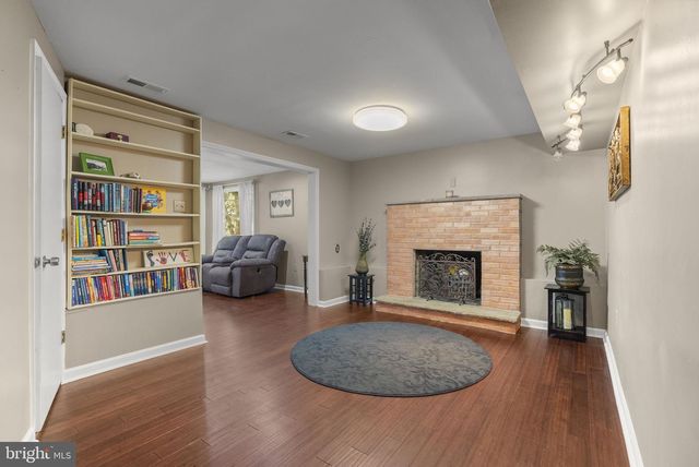 112 WOODLAND AVE, Medford, NJ 08055