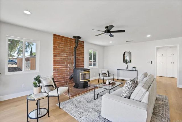 611 9TH Street, Ramona, CA 92065