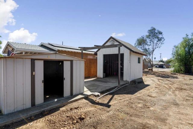 611 9TH Street, Ramona, CA 92065