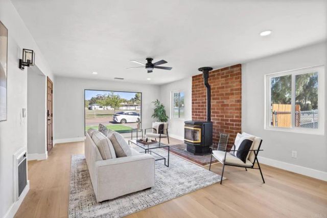 611 9TH Street, Ramona, CA 92065