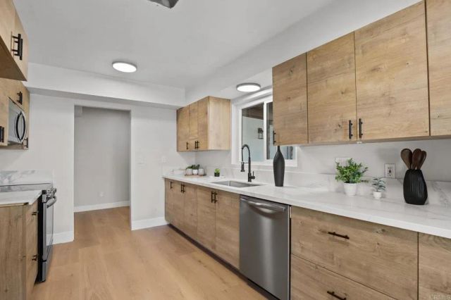 611 9TH Street, Ramona, CA 92065