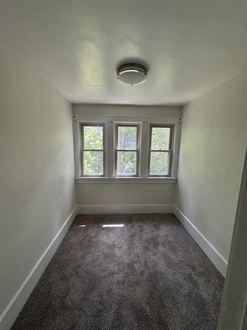 2222 Hoyle Avenue, Grand Rapids, MI 49544
