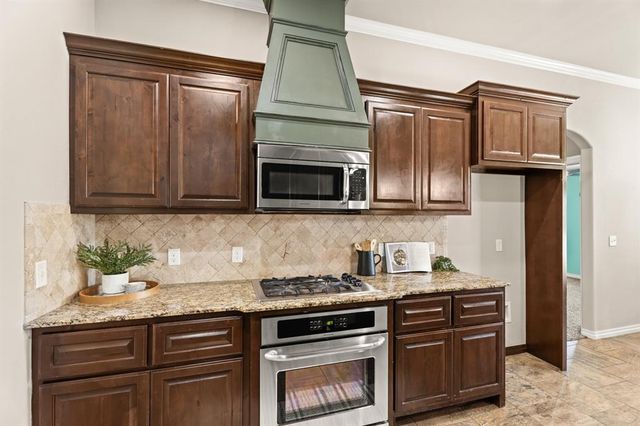 4924 Champlain Place, Edmond, OK 73025