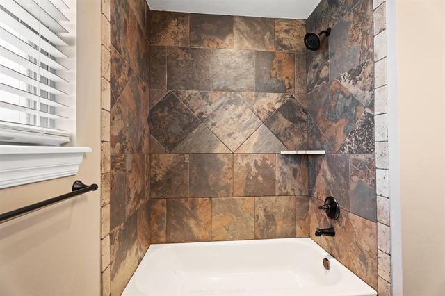 4924 Champlain Place, Edmond, OK 73025