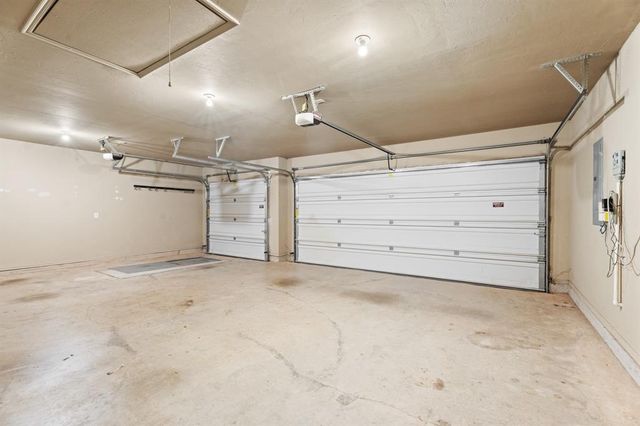 4924 Champlain Place, Edmond, OK 73025