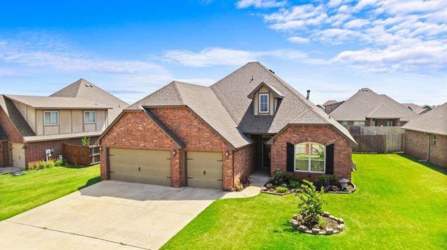4924 Champlain Place, Edmond, OK 73025