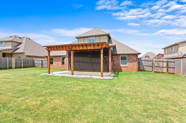 4924 Champlain Place, Edmond, OK 73025
