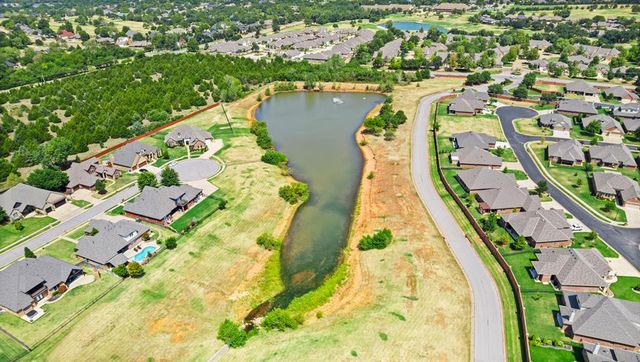 4924 Champlain Place, Edmond, OK 73025