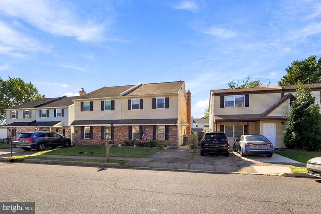 23 BRAITHWAITE LN, Quakertown, PA 18951