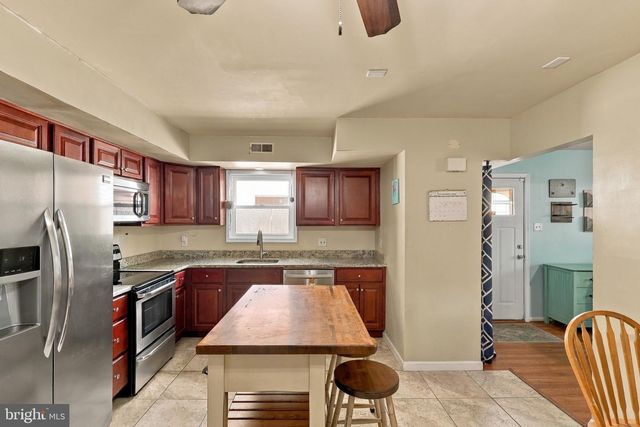 23 BRAITHWAITE LN, Quakertown, PA 18951