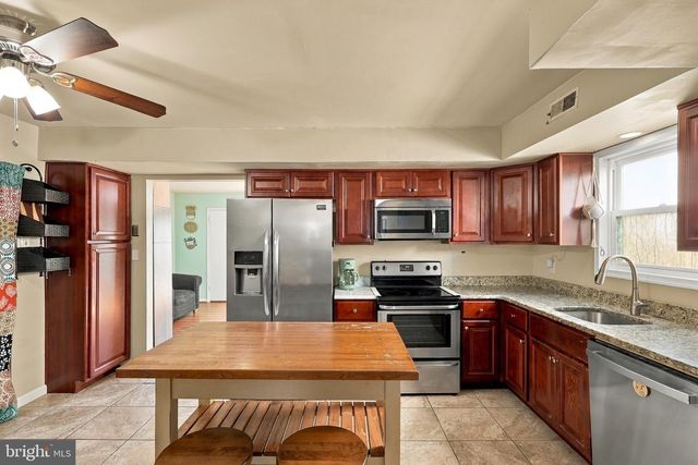 23 BRAITHWAITE LN, Quakertown, PA 18951
