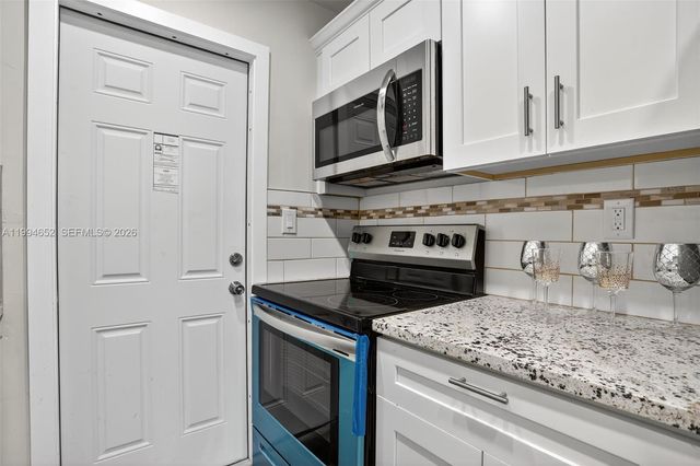 3201 NE 14th St Cswy 501, Pompano Beach, FL 33062