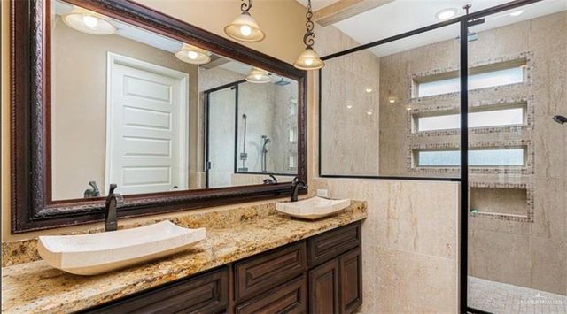 1504 Sparrow Lane, Edinburg, TX 78541