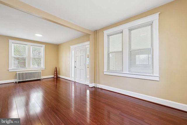5705 AGER RD, Hyattsville, MD 20782