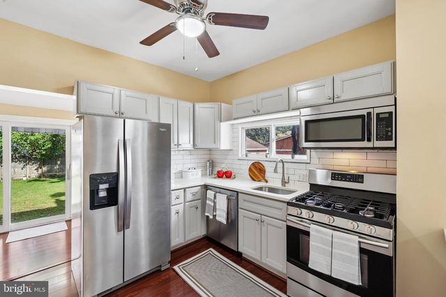 5705 AGER RD, Hyattsville, MD 20782