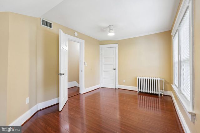 5705 AGER RD, Hyattsville, MD 20782