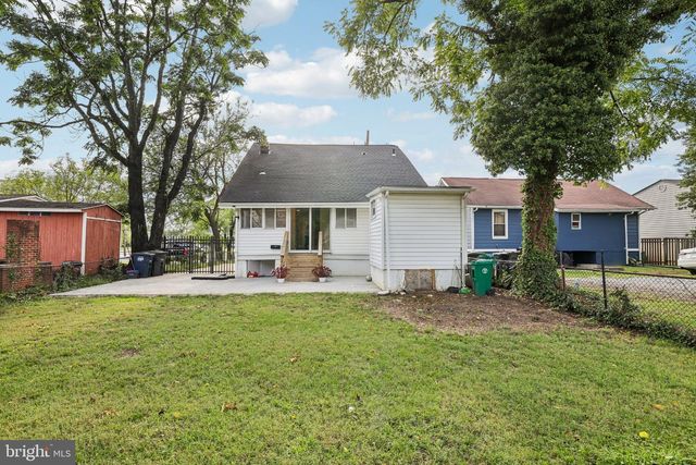 5705 AGER RD, Hyattsville, MD 20782
