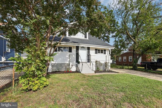5705 AGER RD, Hyattsville, MD 20782