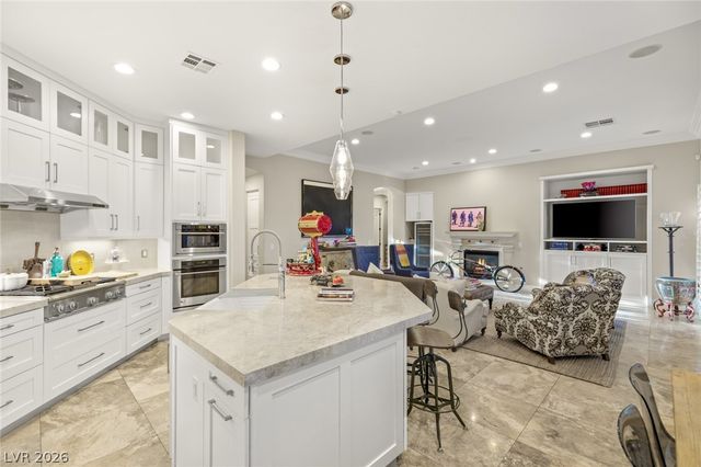 2142 Country Cove Court, Las Vegas, NV 89135