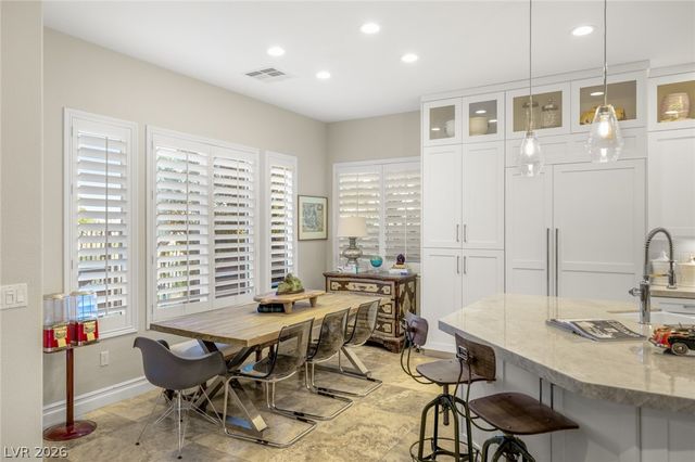 2142 Country Cove Court, Las Vegas, NV 89135