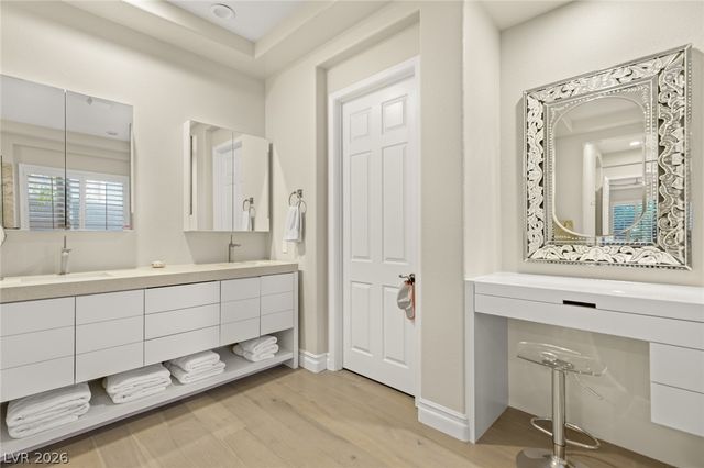 2142 Country Cove Court, Las Vegas, NV 89135